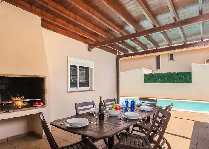 ヴィラ Michelle By コラレホ